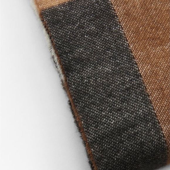 ZARA Women's Striped Scarf(Taupe Brown, Size:M) - Picture 3 of 5